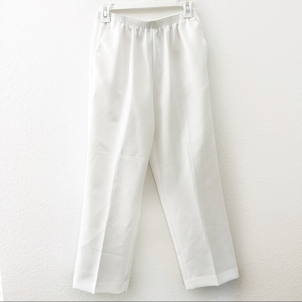 (NWT) alfred dunner | Classic White Slightly Cropped Elastic Pant - Picture 2 of 4